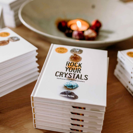 rock your crystals boek in circel